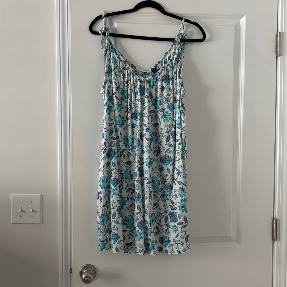 Old Navy Floral Blue and White Dress